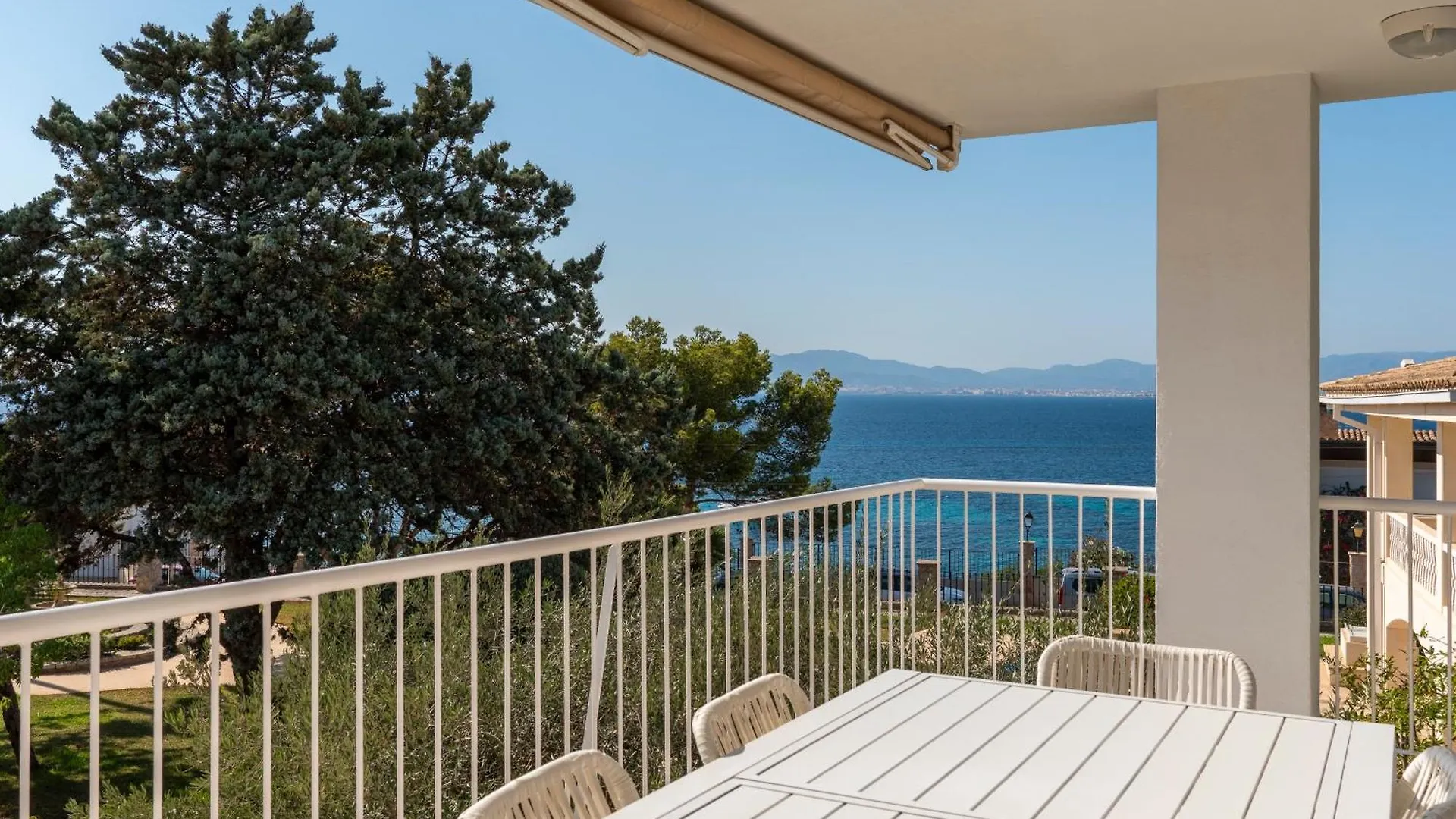 Villa Sal I Vent- Mediterranean Sea Views Llucmajor  Spain