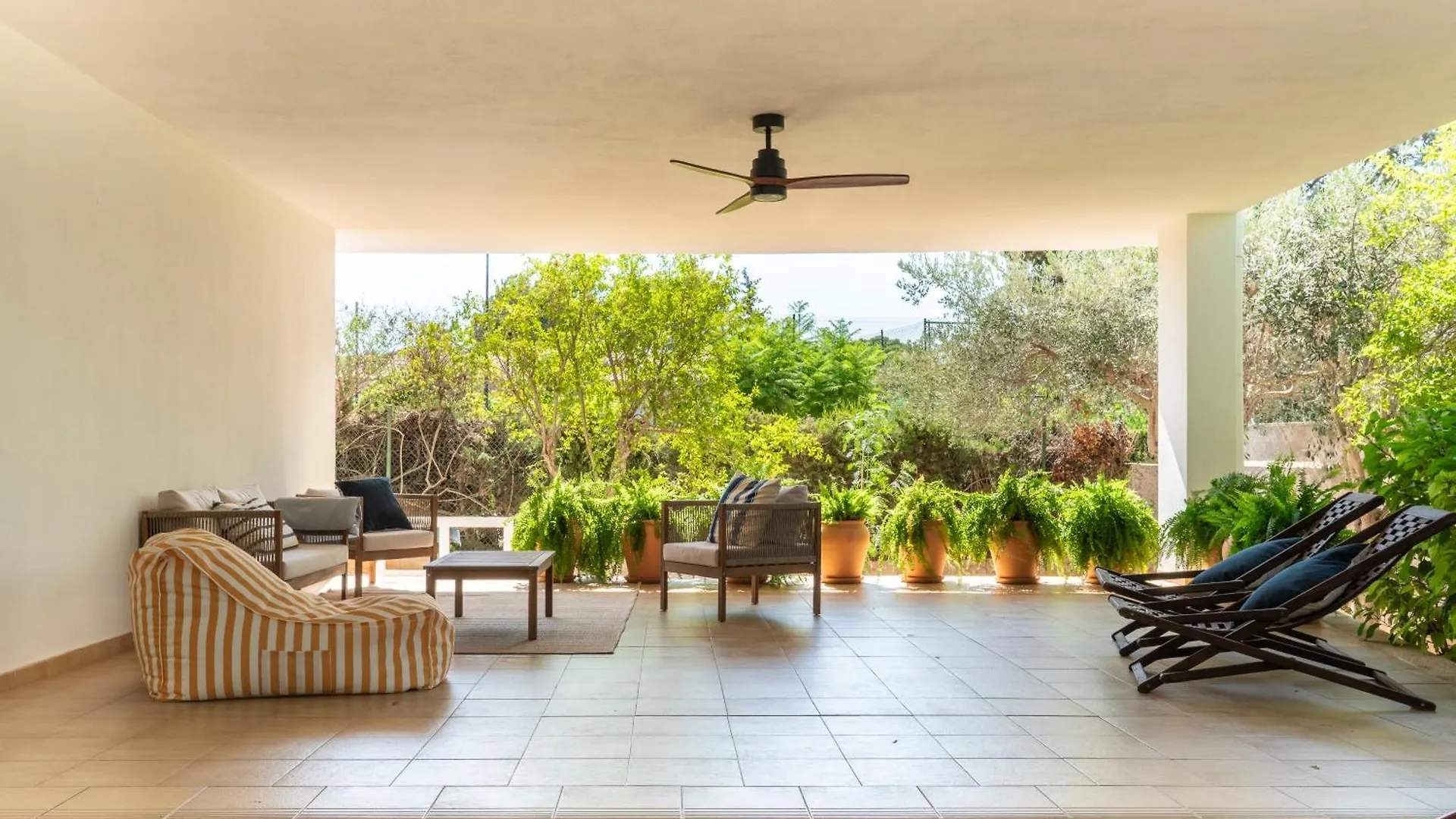 Villa Sal I Vent- Mediterranean Sea Views Llucmajor  Spain