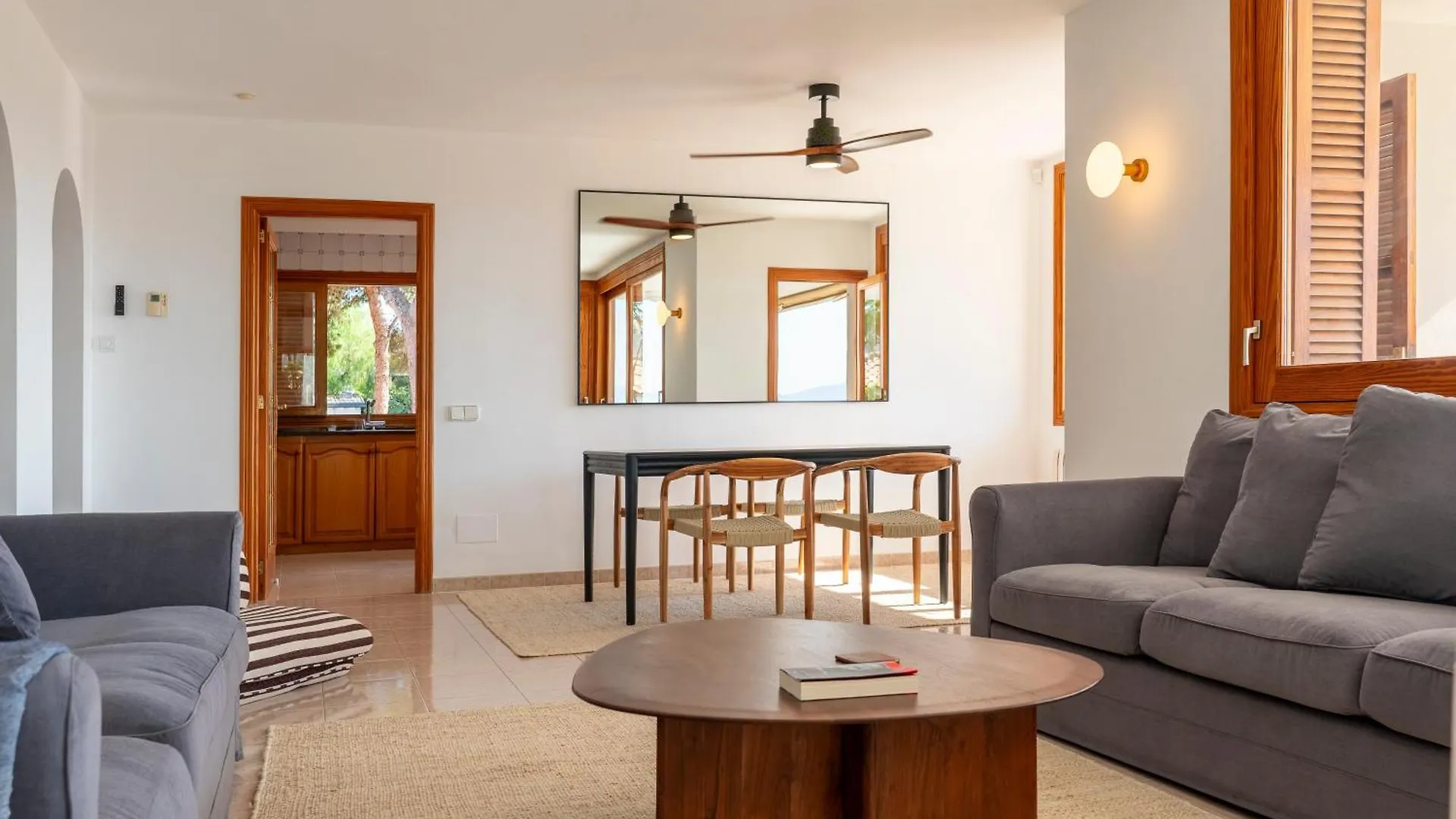 Villa Sal I Vent- Mediterranean Sea Views Llucmajor   Llucmajor (Mallorca)
